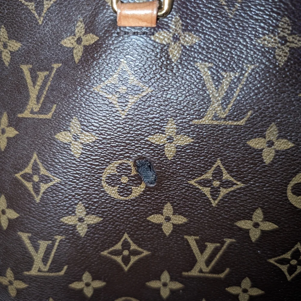 Vintage Louis Vuitton Large Purse - Picture 4 of 9
